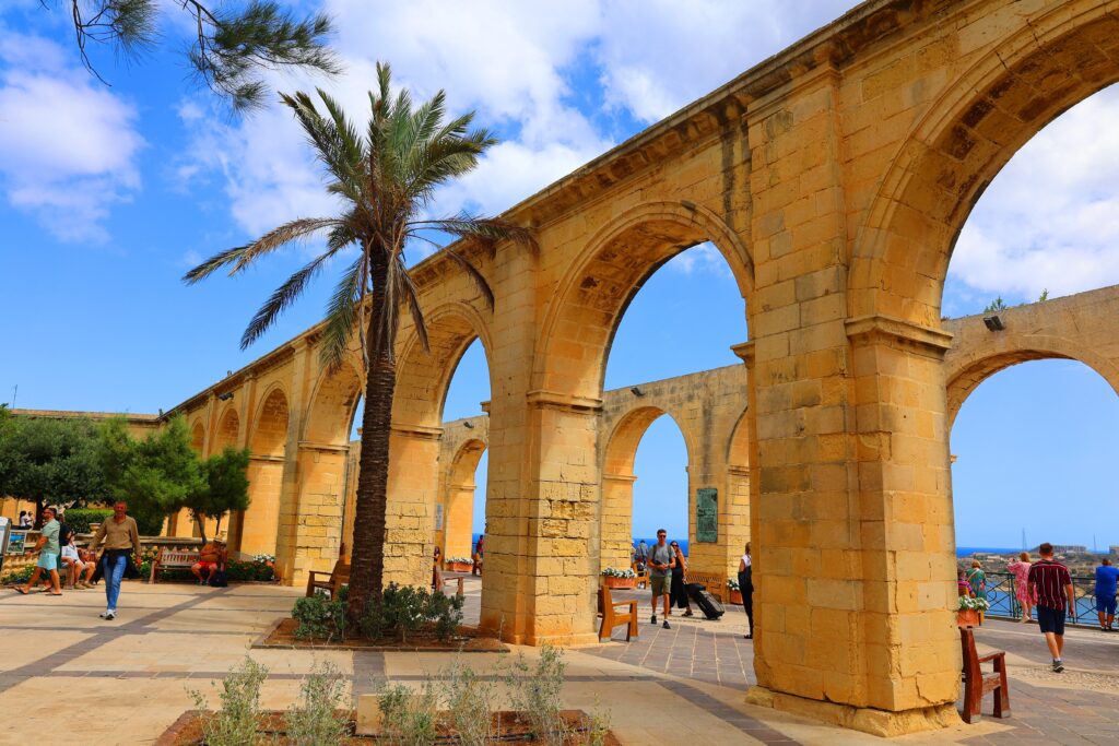 Valletta,Malta,09,08,2024:,The,Arches,And,Historic,Plaques